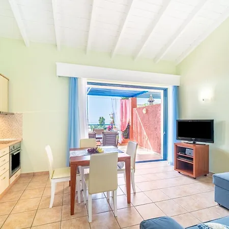 Blue Lagoon * Μπαρμπάτι